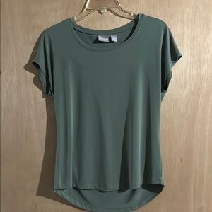 Chico's Green Relaxed Fit Short Sleeve Tee